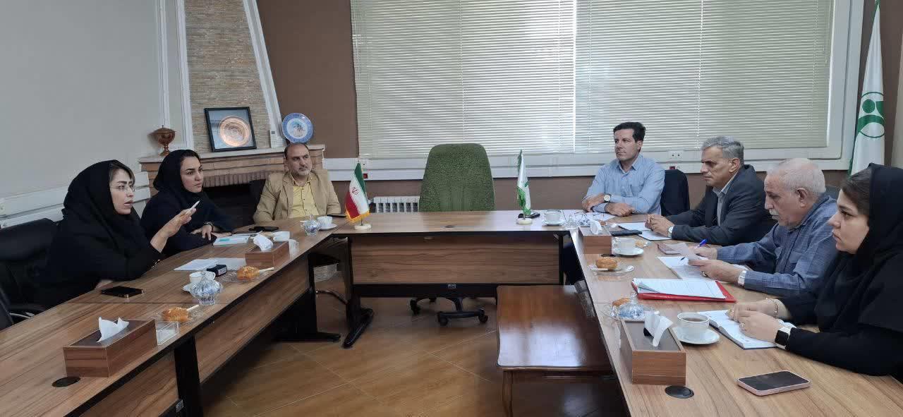 توافق صندوق بازنشستگی زنجان و بیمه دی برای راه‌اندازی میز خدمت در ۱۵ دفتر منتخب
