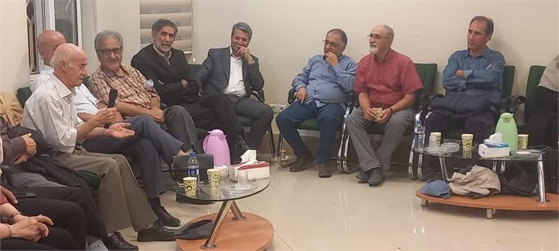 بازدید معاون شهرداری زنجان از خانه امید زنجان و تقدیر از برنامه‌های فرهنگی این مرکز